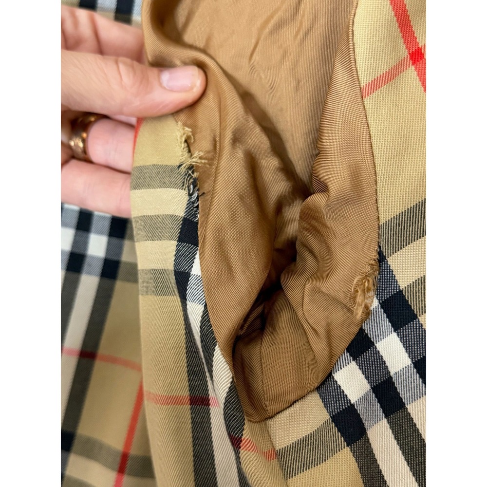 Burberry London Trench Coat Made in England 52 Long - Picture 12 of 12